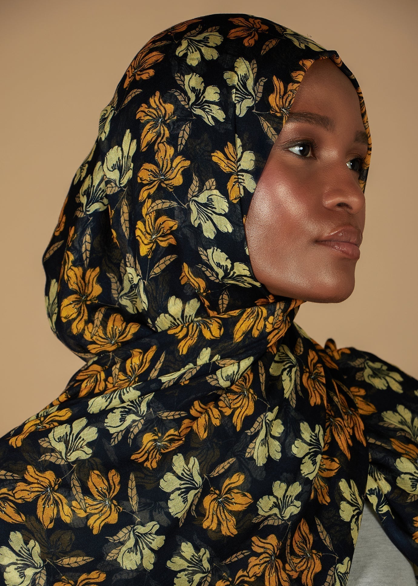 Graphic Floral Print Hijab – Aab INT